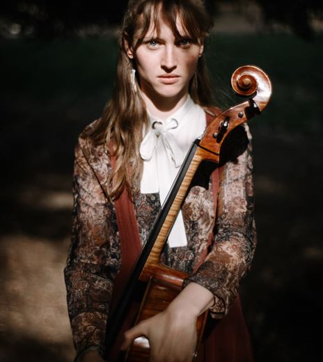 Jana Tomaschütz.jpg