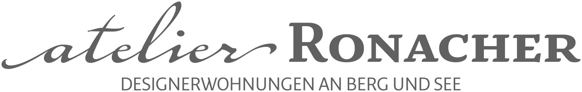 Ein stilvolles Logo von "atelier Ronacher". Es betont Designerwohnungen in einer einzigartigen Berg- und Seenlandschaft.