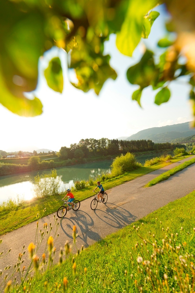 Radbus Tour von Spittal an der Drau zum Ossiacher See